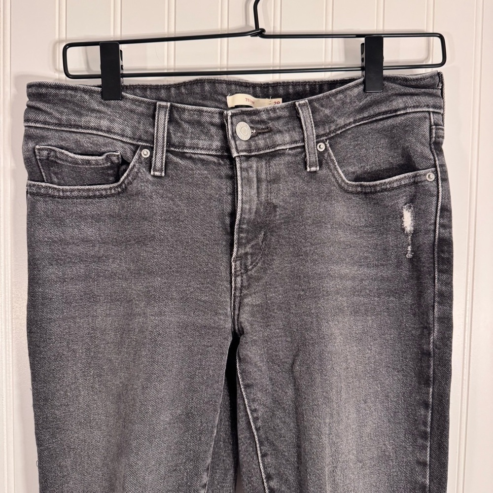 Levi’s Women’s 711 Skinny Distressed Black Denim Jeans Size 28 - Picture 2 of 14
